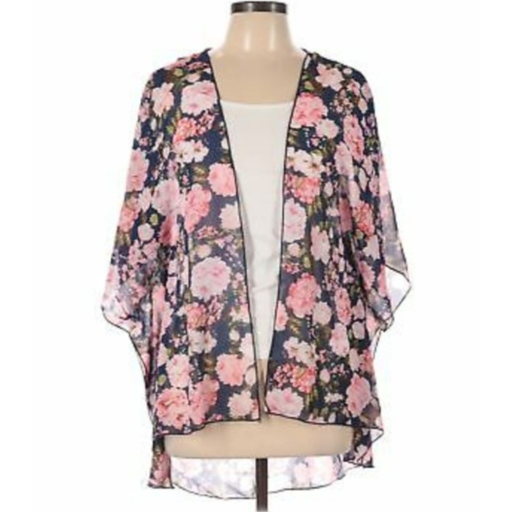 Adam Levine Collection Floral Kimono